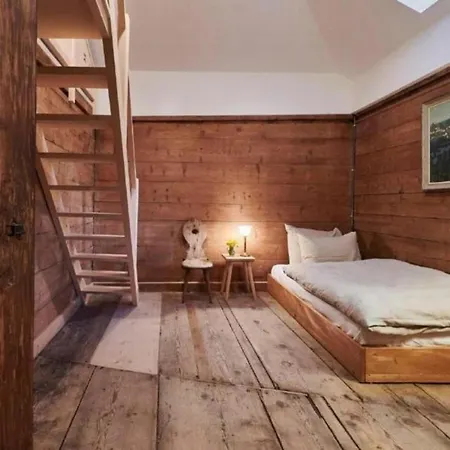 Tatil Evi Casa Palu - Stiftung Ferien Im Baudenkmal Bregaglia